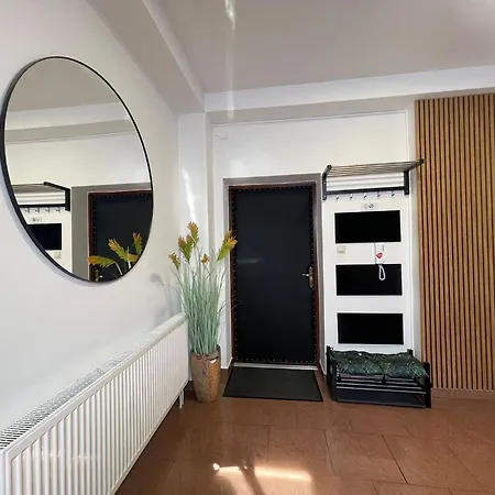 Apartment Solny Centrum 3 *